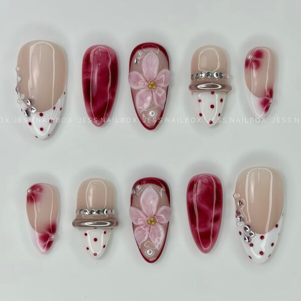 Bordeaux Flora press-on nails by Jess Nailbox
