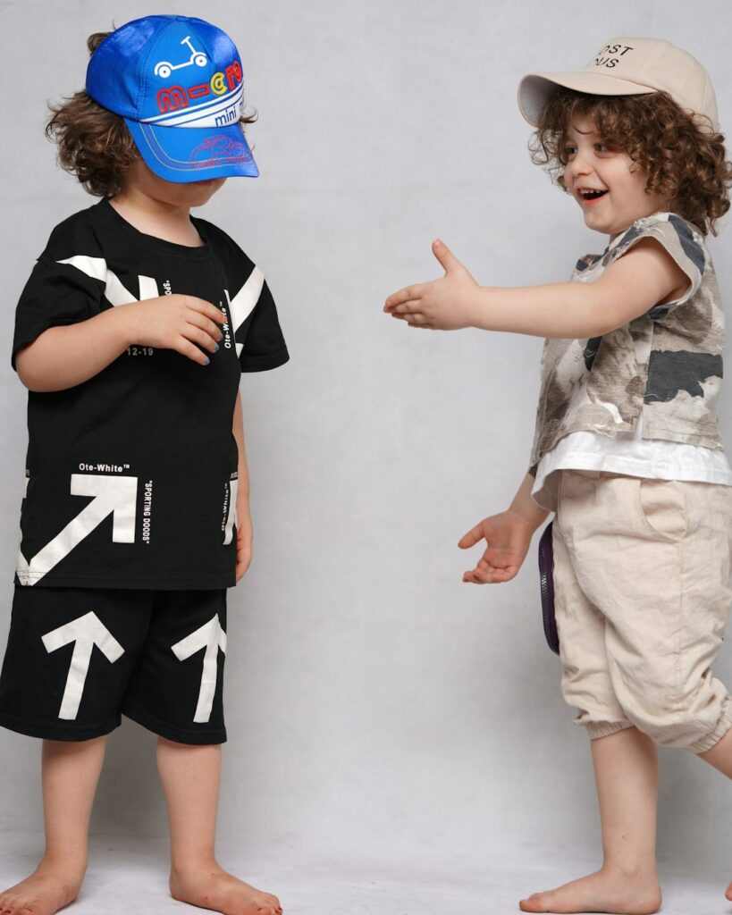Bộ đồ trẻ em năng động